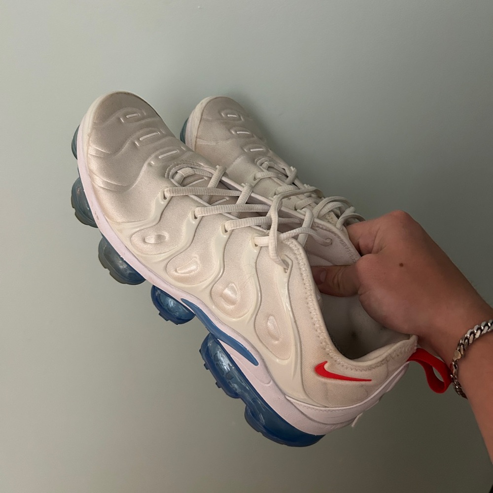 Nike Air VaporMax Plus White and Blue Sneakers